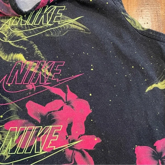 Nike Men’s Floral Tank Black, Pink, & Neon Yellow. Medium - Picture 3 of 5